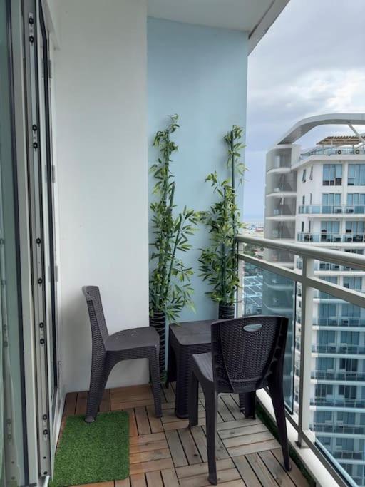 Azure Staycation By K&k Apartment *