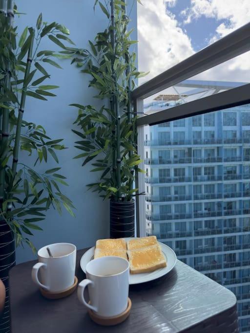 Azure Staycation By K&k Apartment