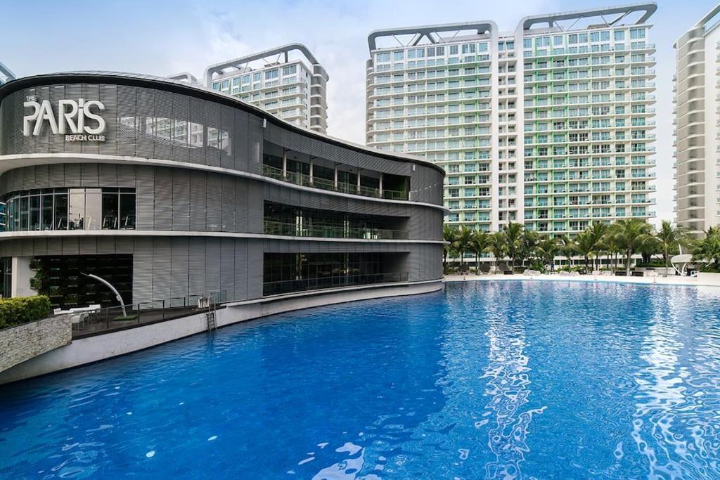 Apartment Azure Staycation By K&k