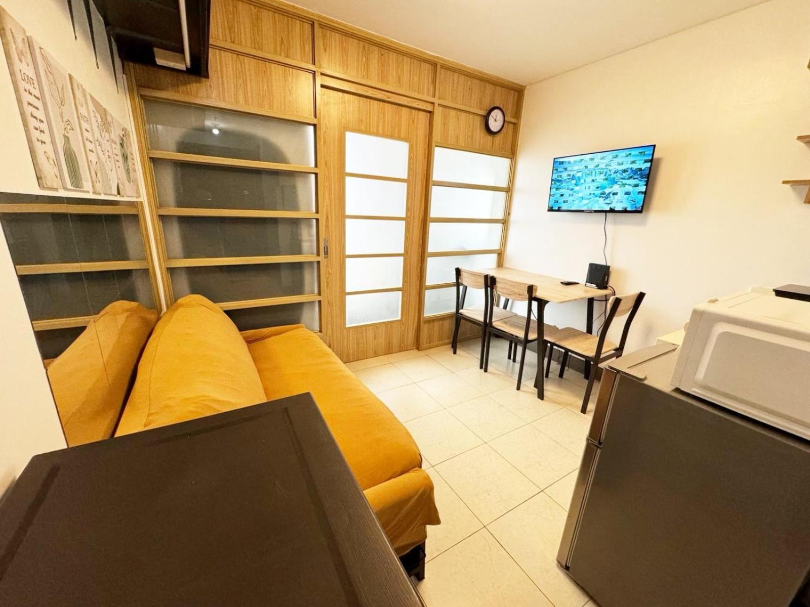 Fully Furnished 1br Ridgewood Towers With 200mbps Wifi Manila