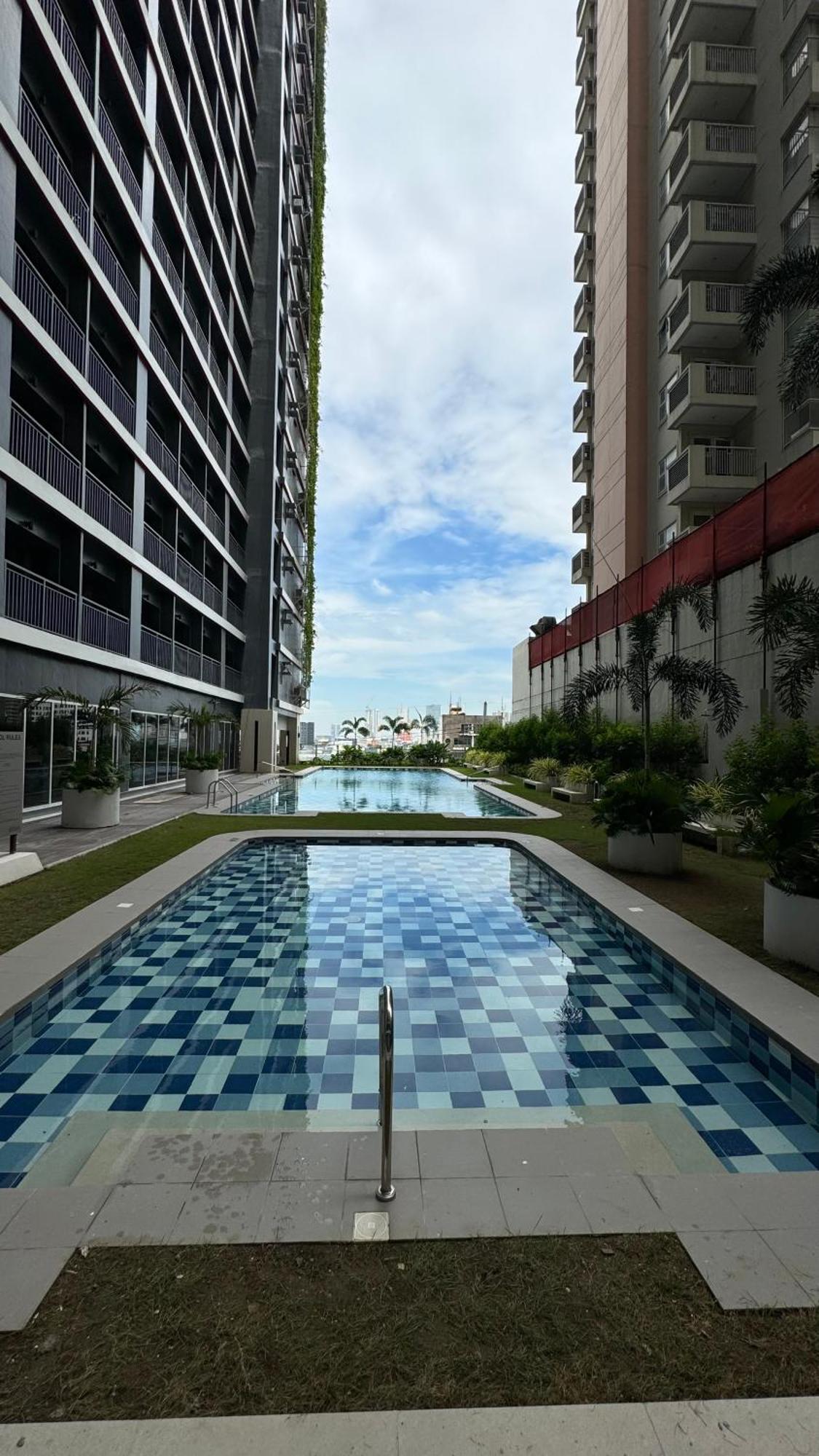The Goodvibes Condotel Red Residences Makati * Manila