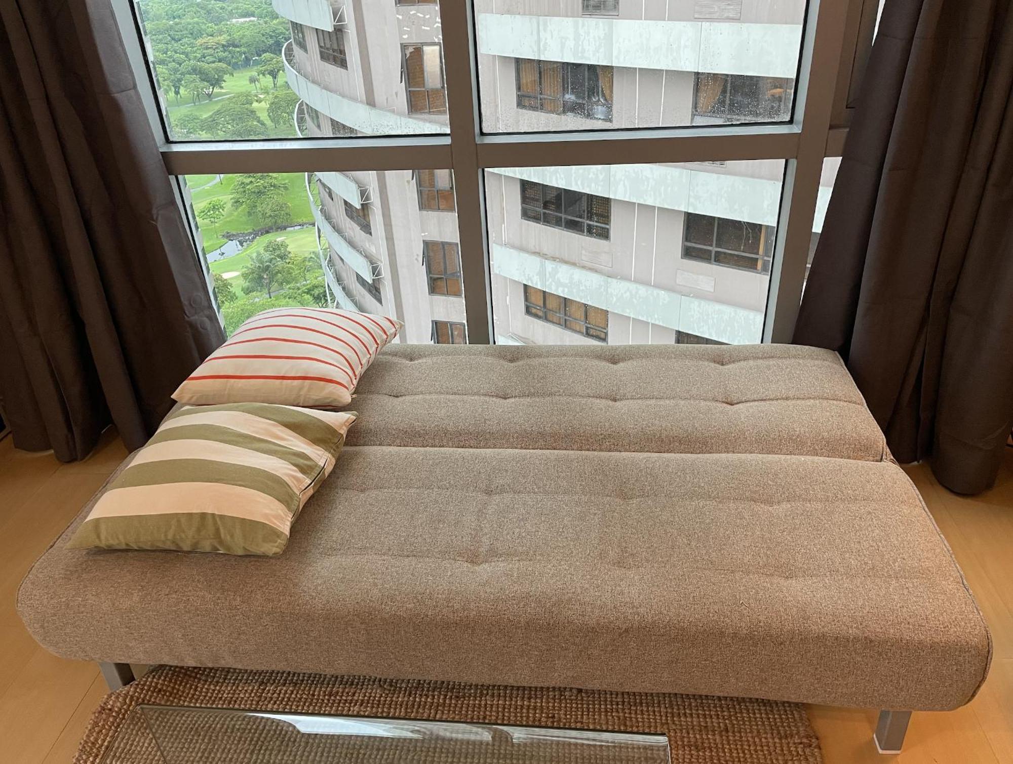 Prime Avant Bgc Location By Ph Staycation Apartment