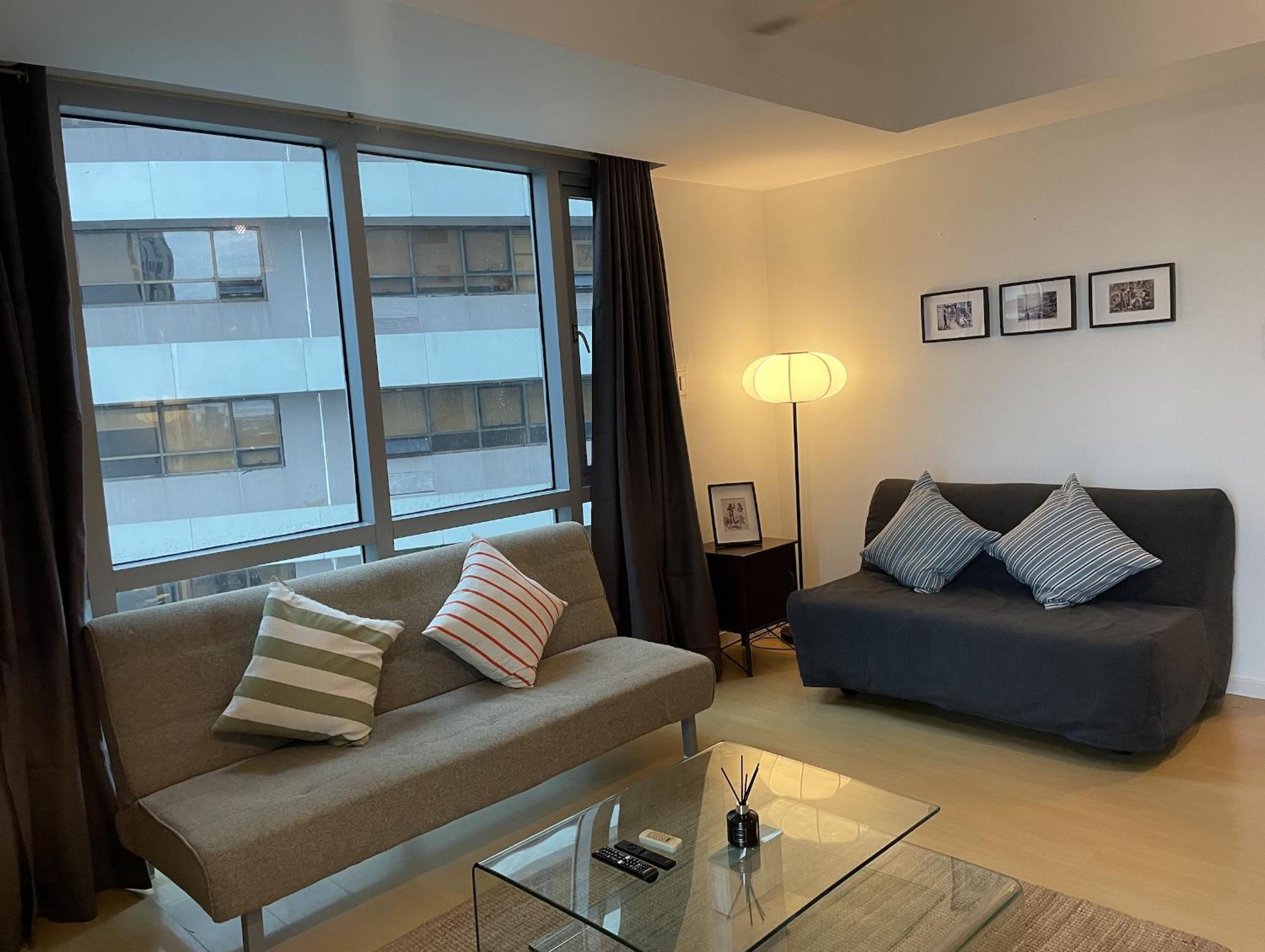 Prime Avant Bgc Location By Ph Staycation *