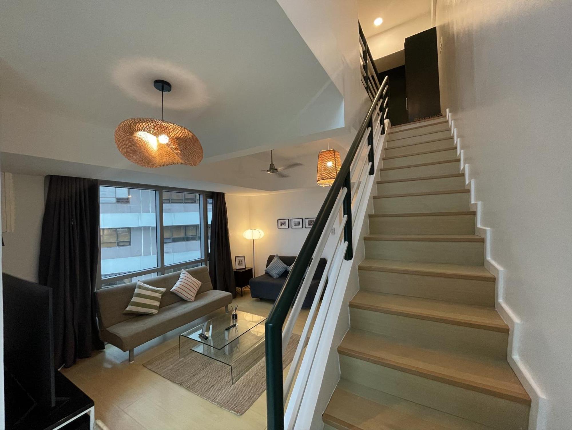 Prime Avant Bgc Location By Ph Staycation *
