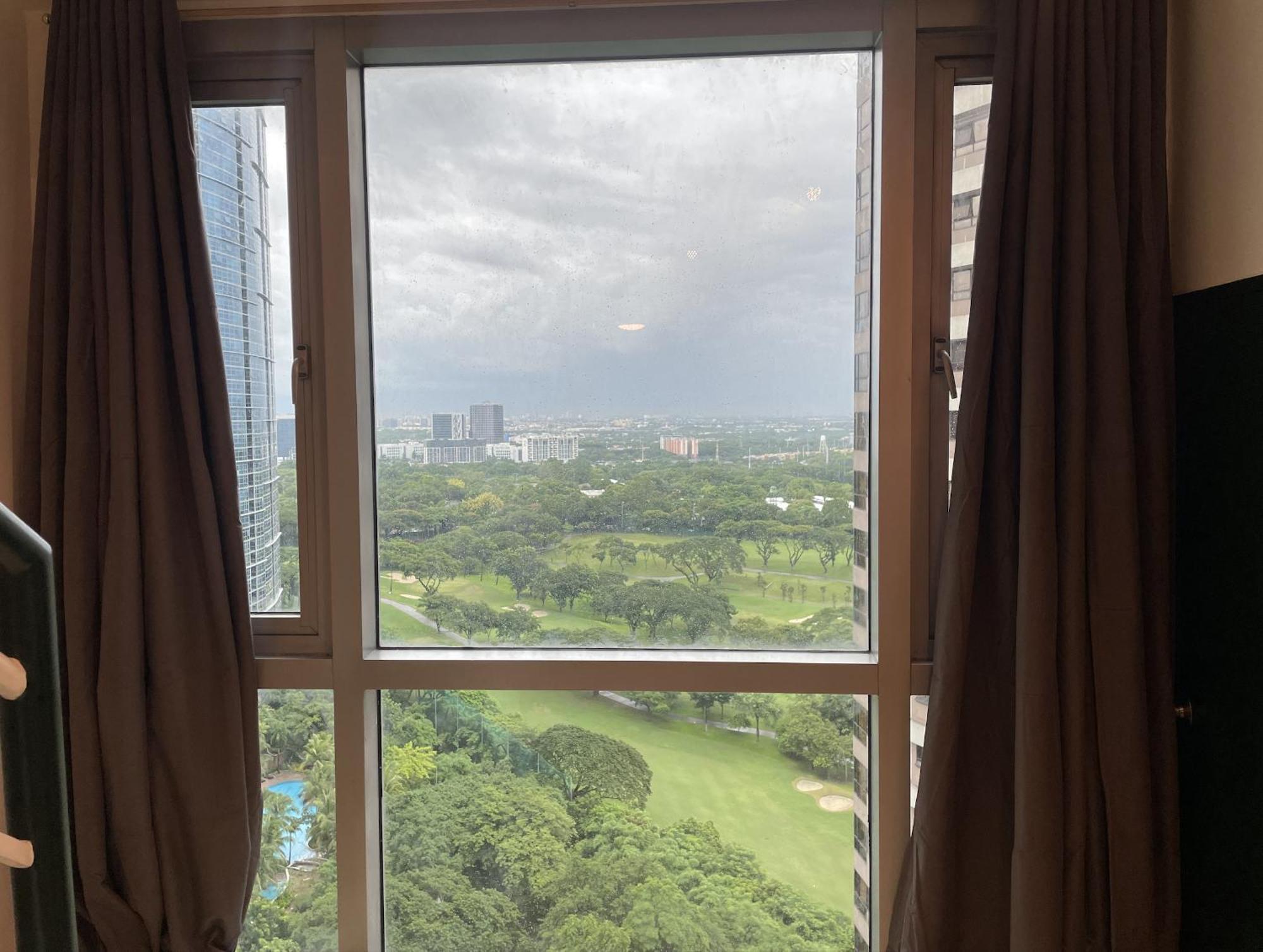 Prime Avant Bgc Location By Ph Staycation
