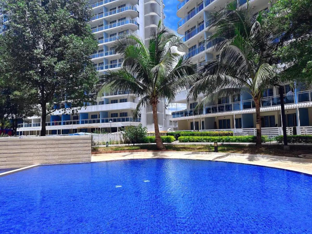 Azure Beach Residences By Andre *