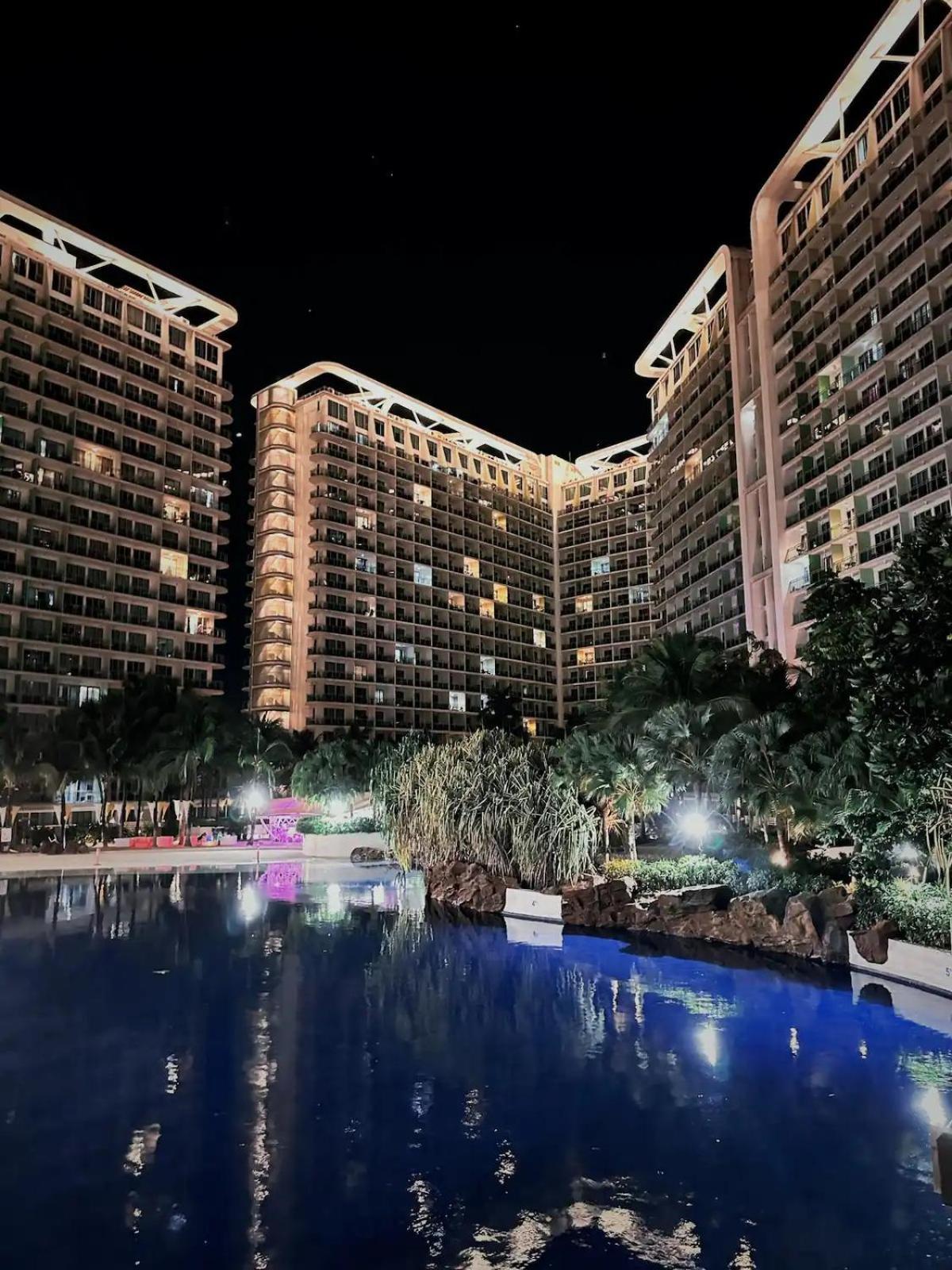 Apartment Azure Beach Residences By Andre Manila