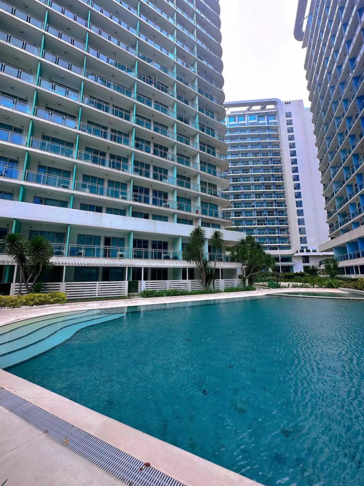 Azure Beach Residences By Andre *