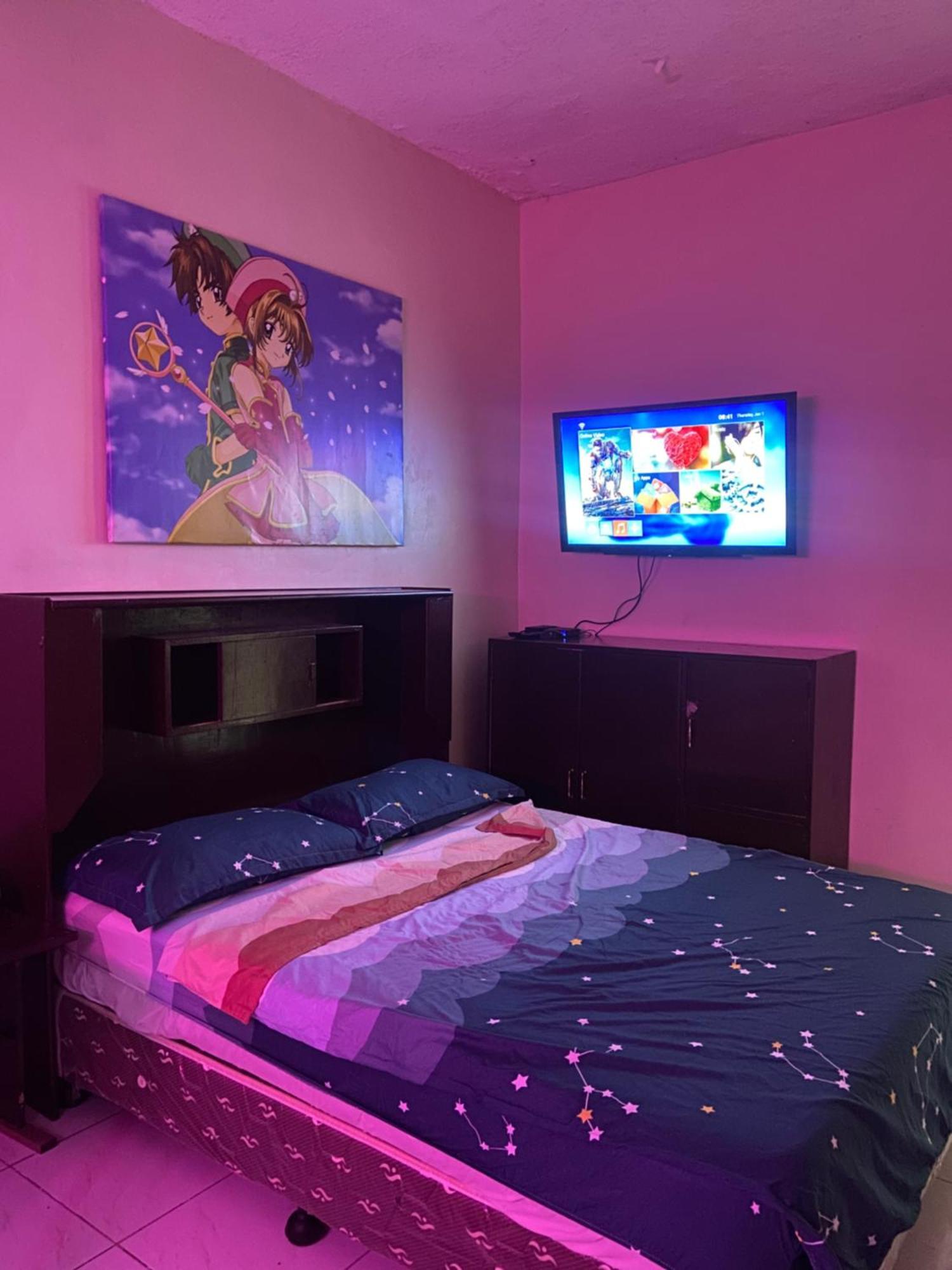 Valenzuela Staycation Netflix And Chill * Manila