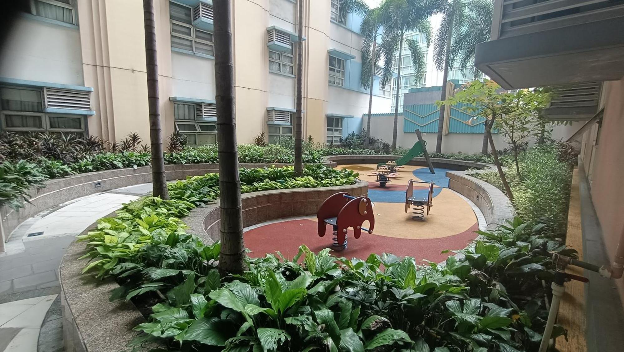 Apartment Condotels Near And Across Terminal3 Airport *