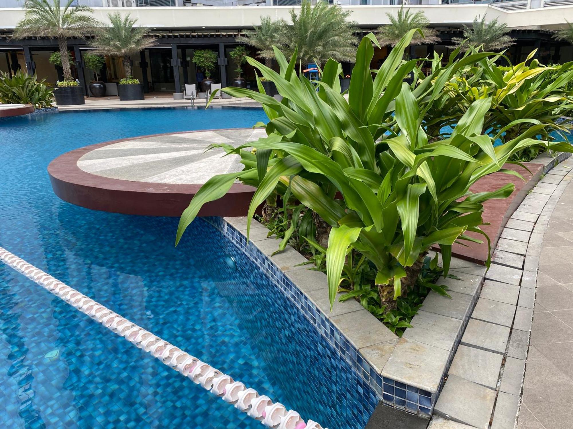Apartment Royal Majestic Makati