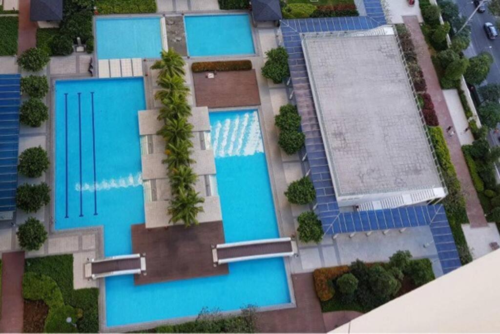 Apartment Homey Makati Unit With Netflix *