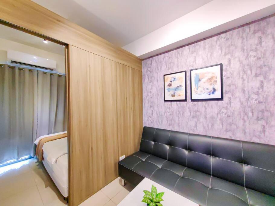1br Unit Condotel W Balcony Fame Residences -fm03 Manila