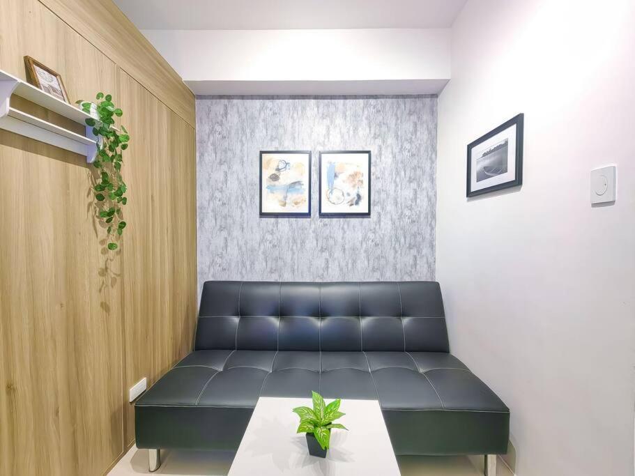 Apartment 1br Unit Condotel W Balcony Fame Residences -fm03