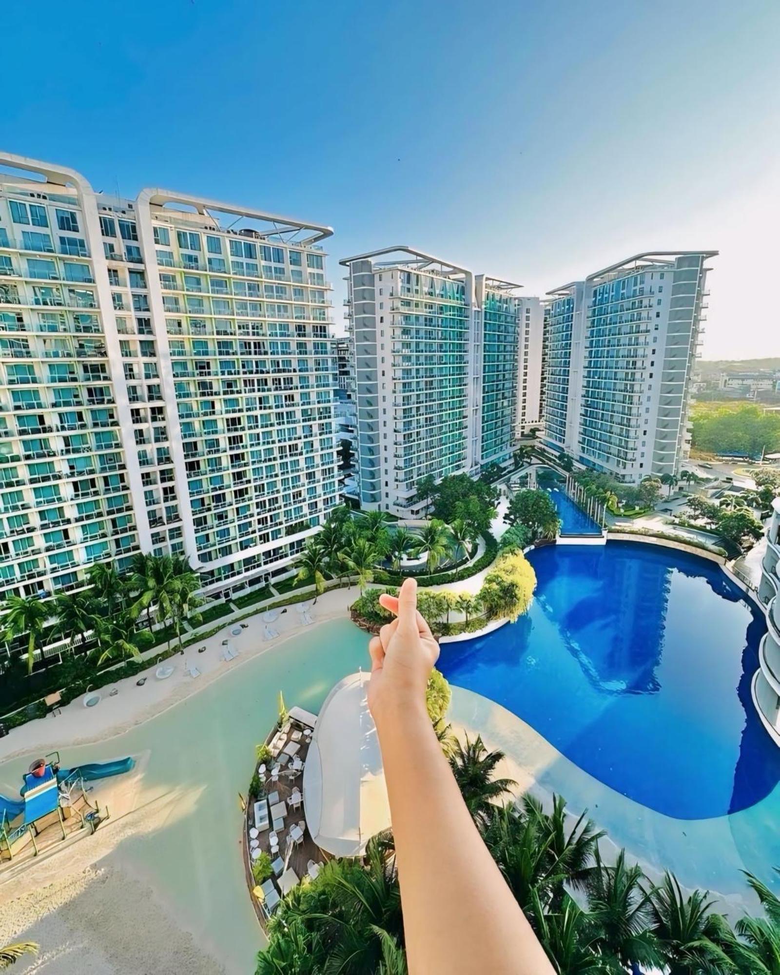 Azure Urban - Vista Abira Staycation Manila