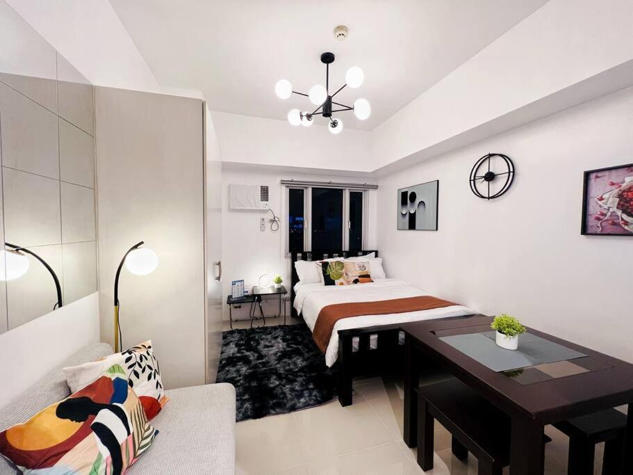 1br Condotel At Sm Light Residences #lt01 * Manila