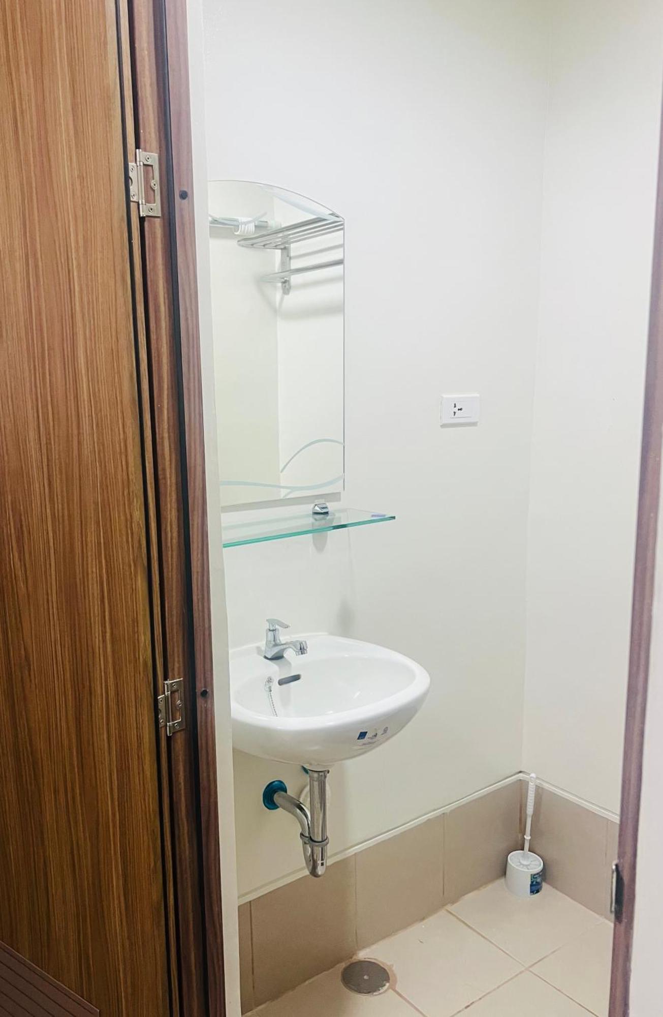 Apartment Kj Comfy At Spring Residences Bicutan Manila