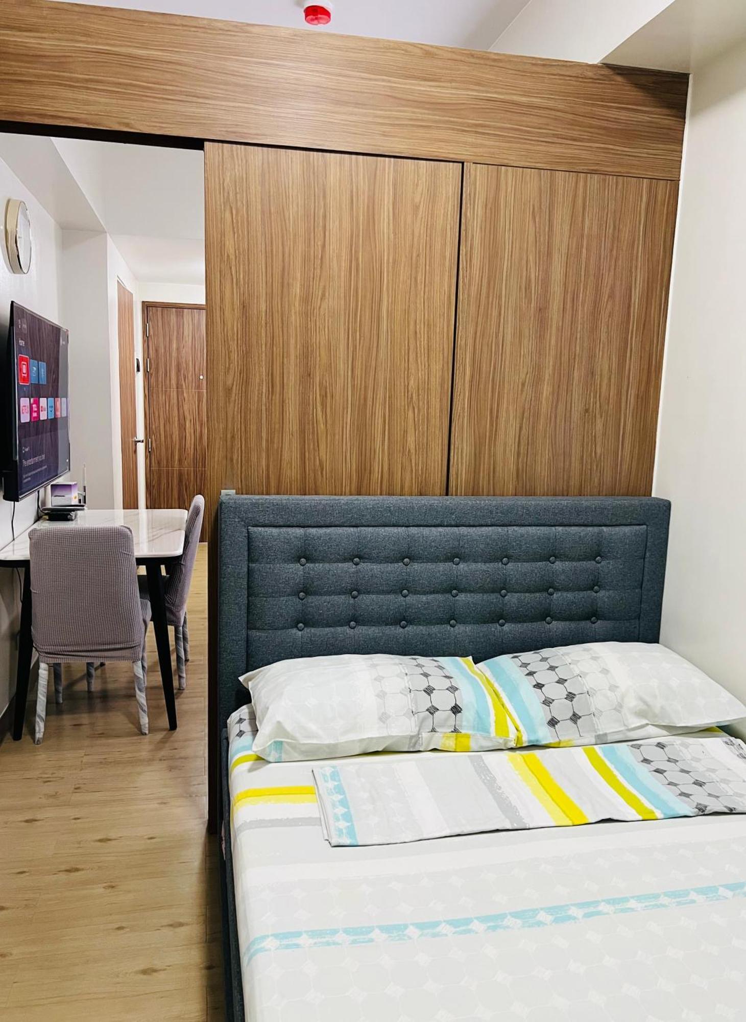Apartment Kj Comfy At Spring Residences Bicutan Manila