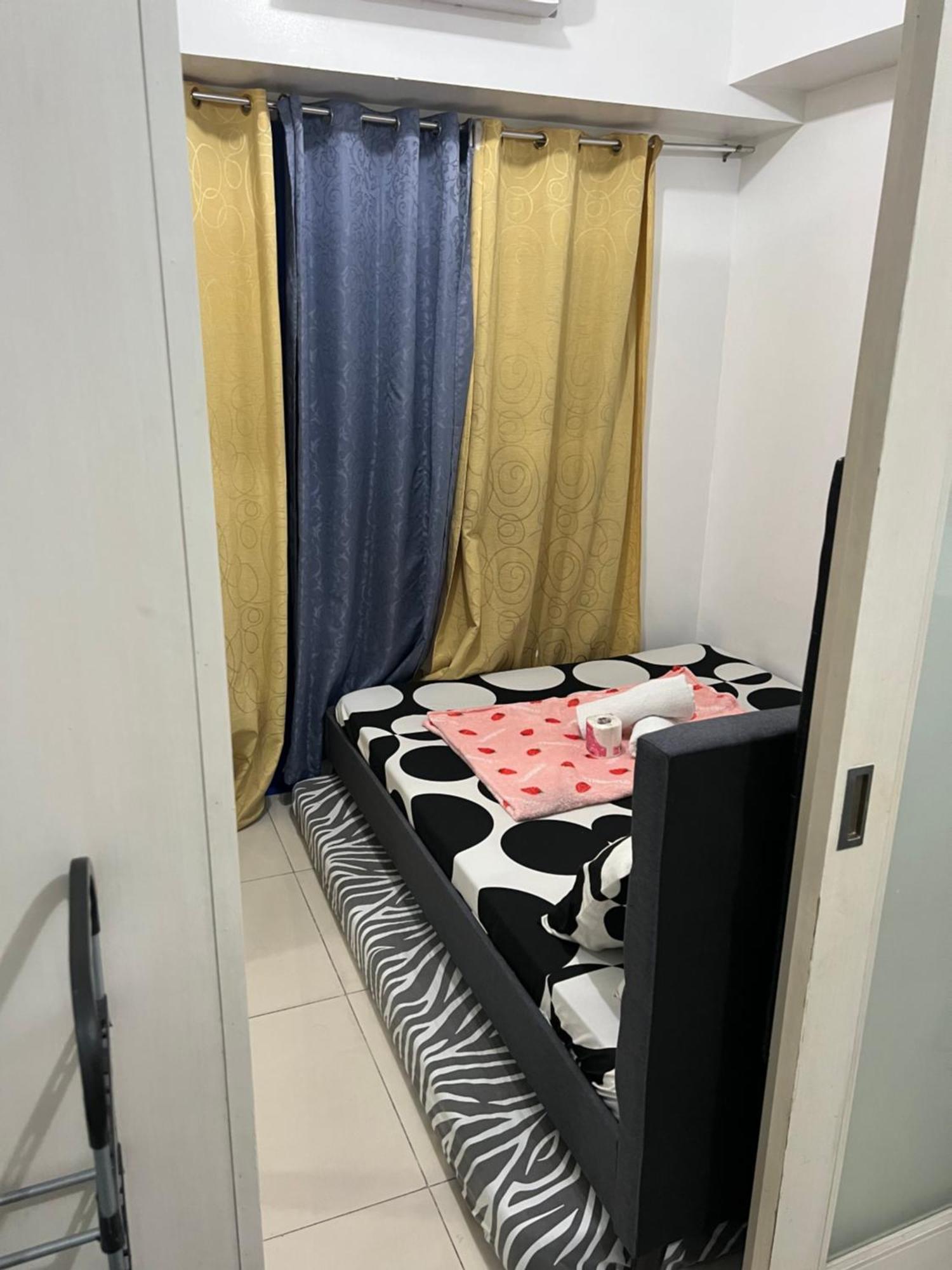 Sea Residences Moa - Joseph Place Manila