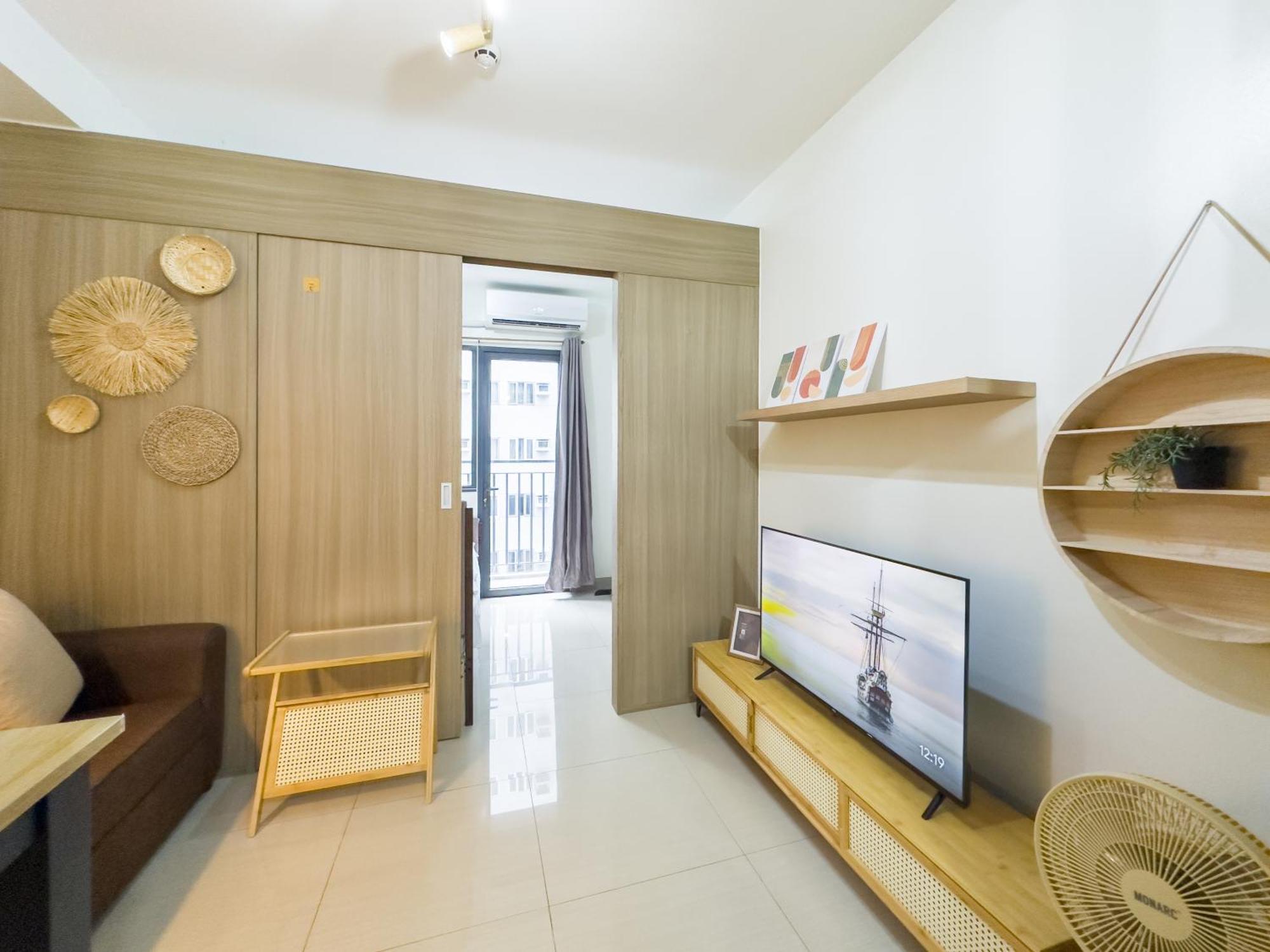 Gemstonebr In Smdc Shore 2 Residences Apartment *