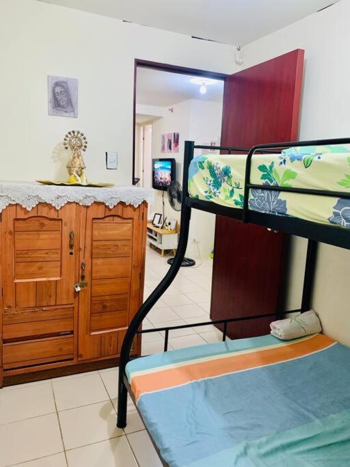 2 Bedroom Cozy Unit In Urban Deca Homes * Manila