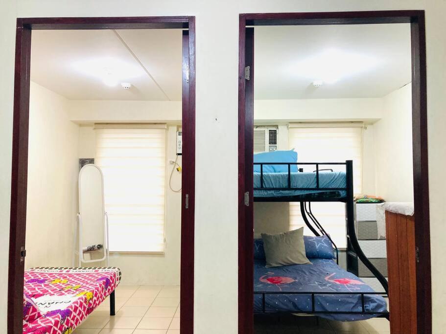 2 Bedroom Cozy Unit In Urban Deca Homes