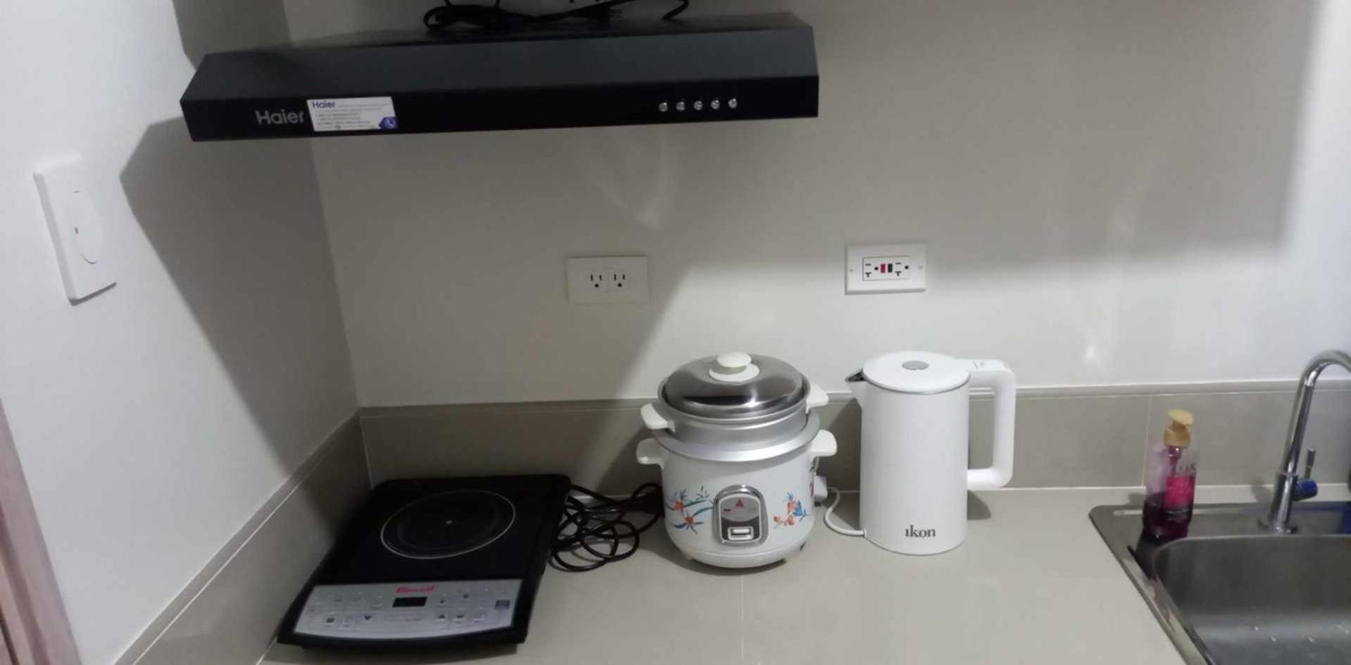 1 Bedroom With Free Wifi And Netflix In Trees Residences *