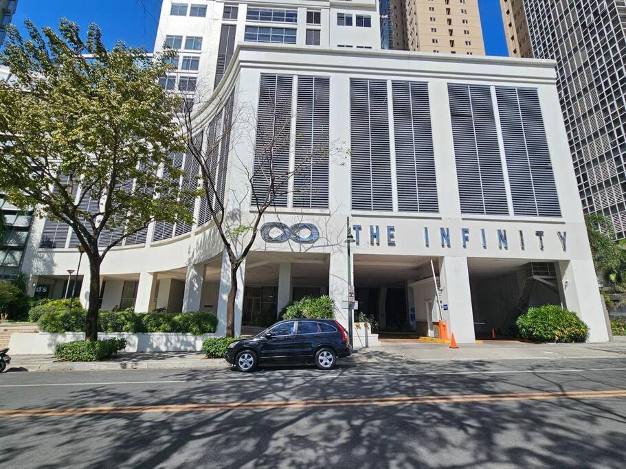 Apartment The Infinity Towers In Bgc - Spectacular 2br Near Hight Street *