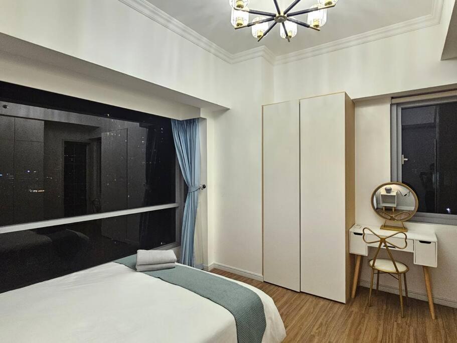 The Infinity Towers In Bgc - Spectacular 2br Near Hight Street Apartment *