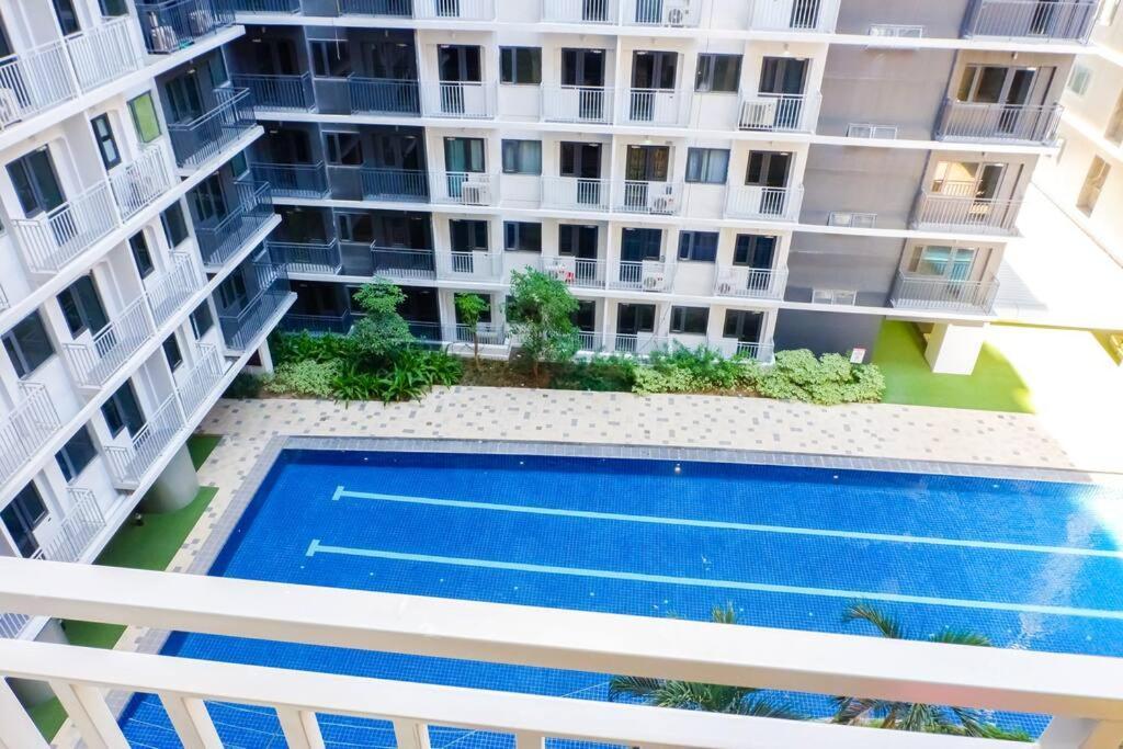 1 Bedroom In Pasay At Shore 3 Residences Near Mall Of Apartment Manila