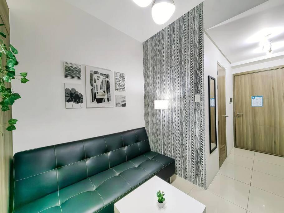1br Unit Condotel W Balcony Fame Residences -fm07 Apartment *