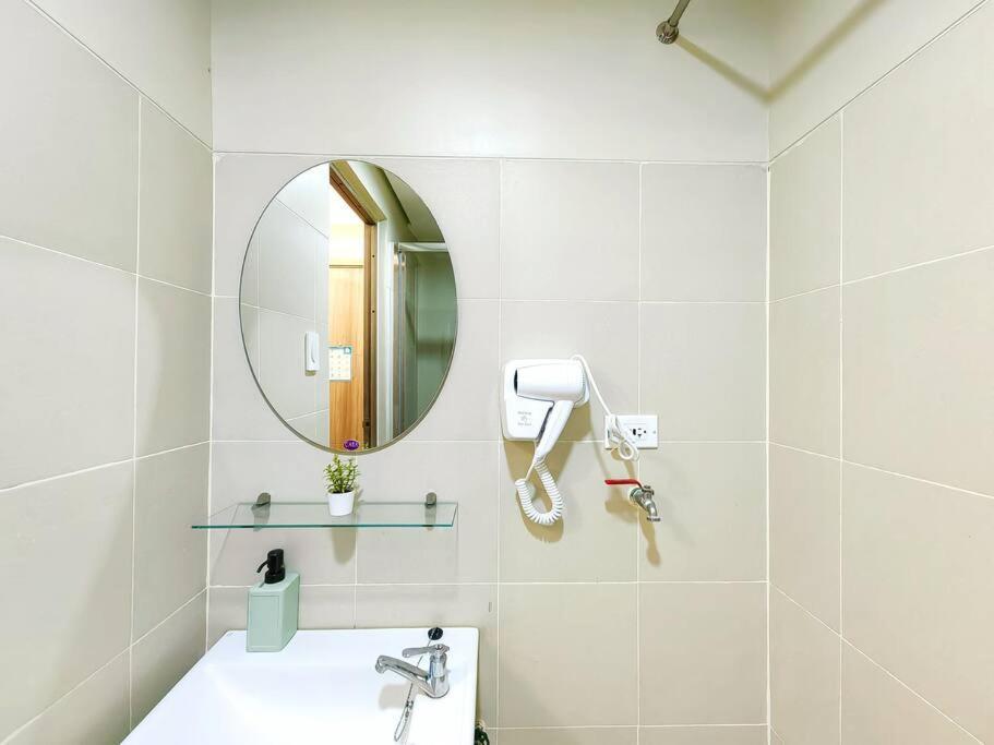 1br Unit Condotel W Balcony Fame Residences -fm07 Apartment