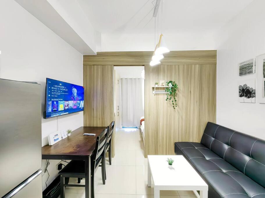 1br Unit Condotel W Balcony Fame Residences -fm07 Manila