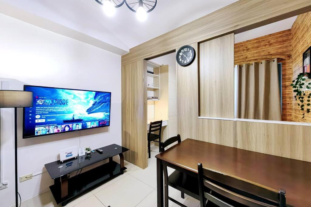 1br Unit Condotel W Balcony Fame Residences -fm05 * Manila