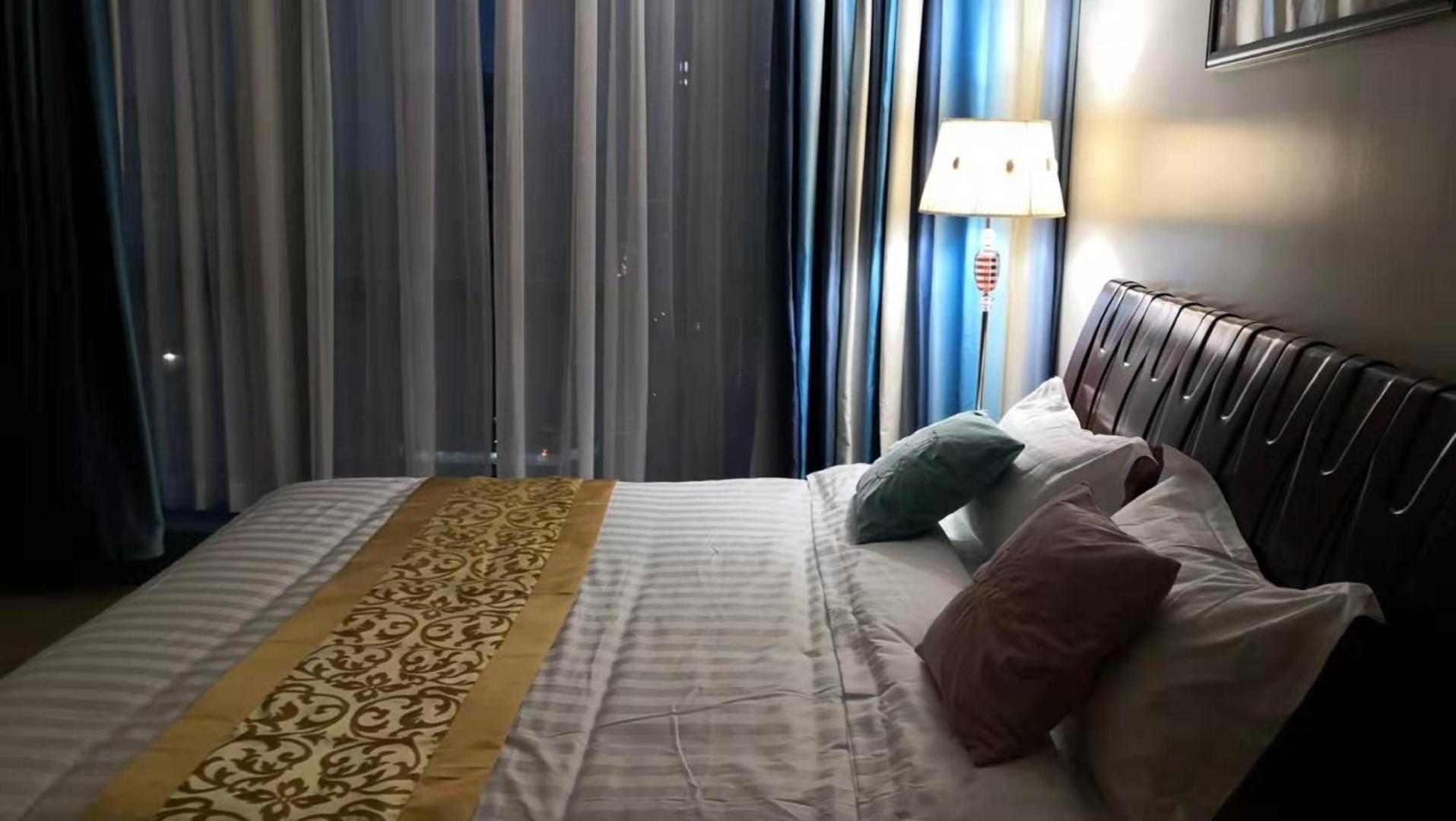 Bgc One Uptown Apartment