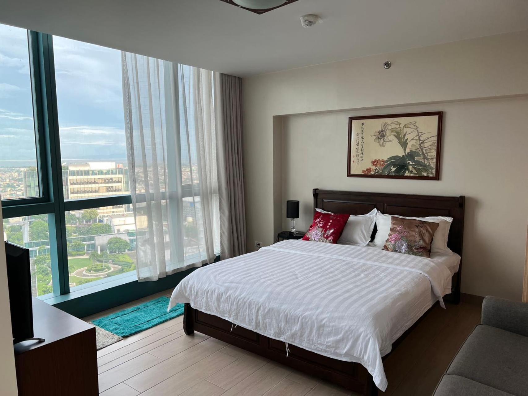 Bgc One Uptown Manila