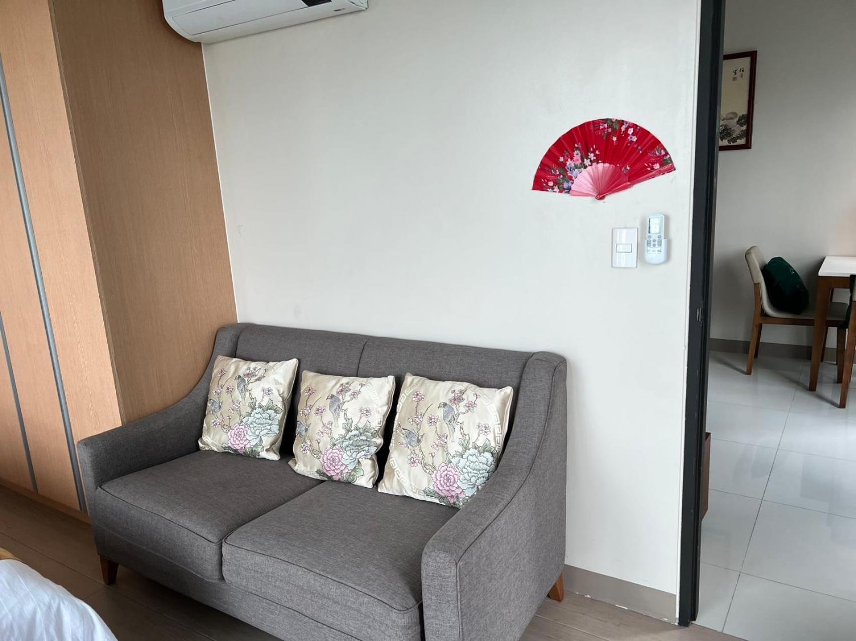 Bgc One Uptown Apartment *