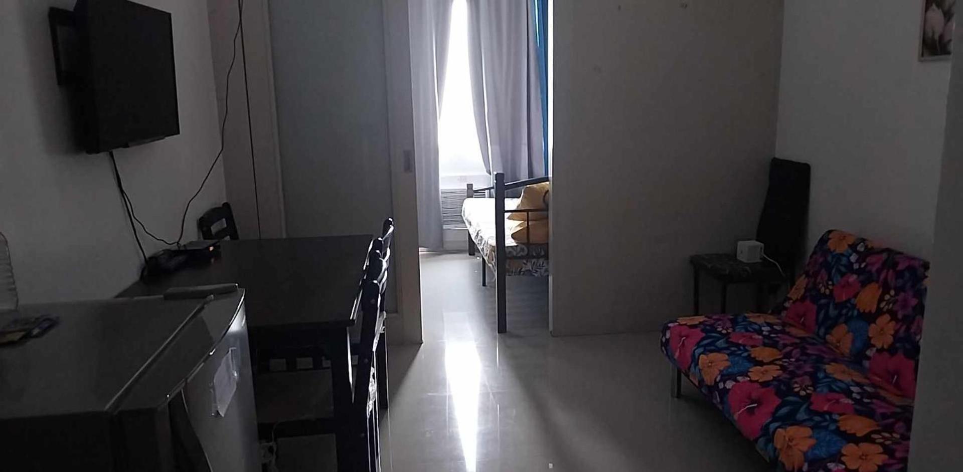 Sea Staycation Moa Complex By Elijah * Manila