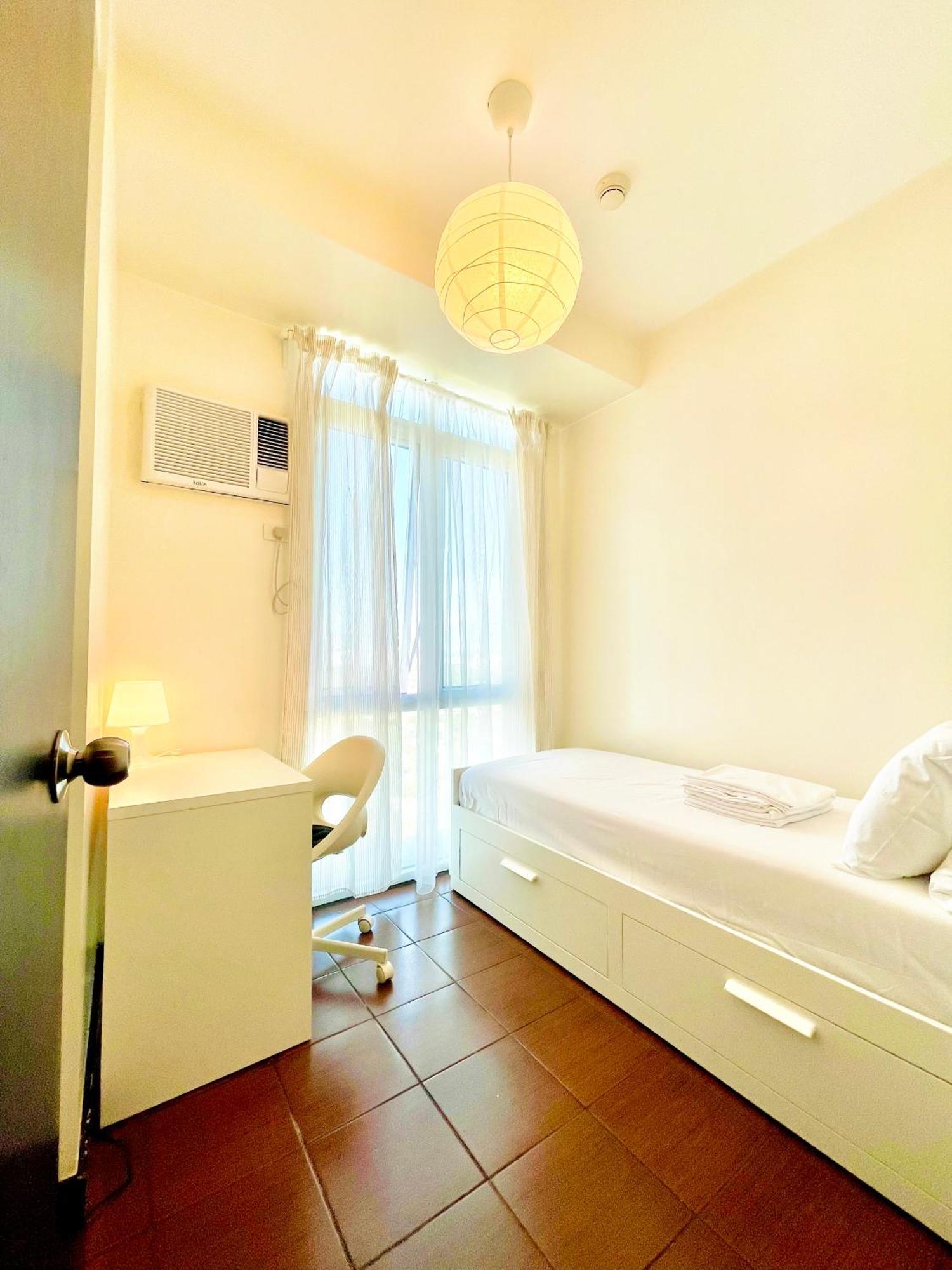 Hayahay Vacay Makati City