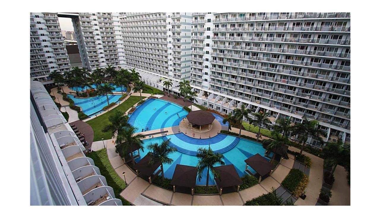 Shell Residences Near Mall Of And Airport Apartment *
