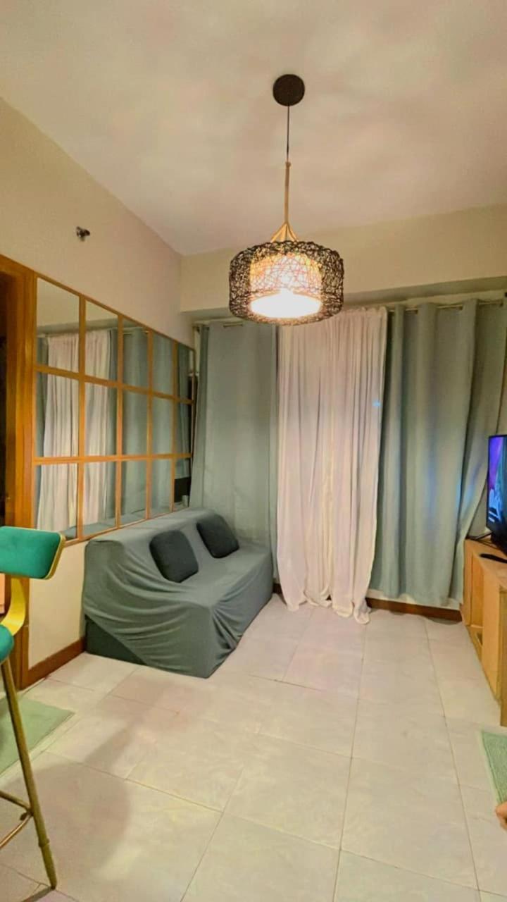 Two Bedrooms With Free Wifi, Netflix,youtube Apartment *
