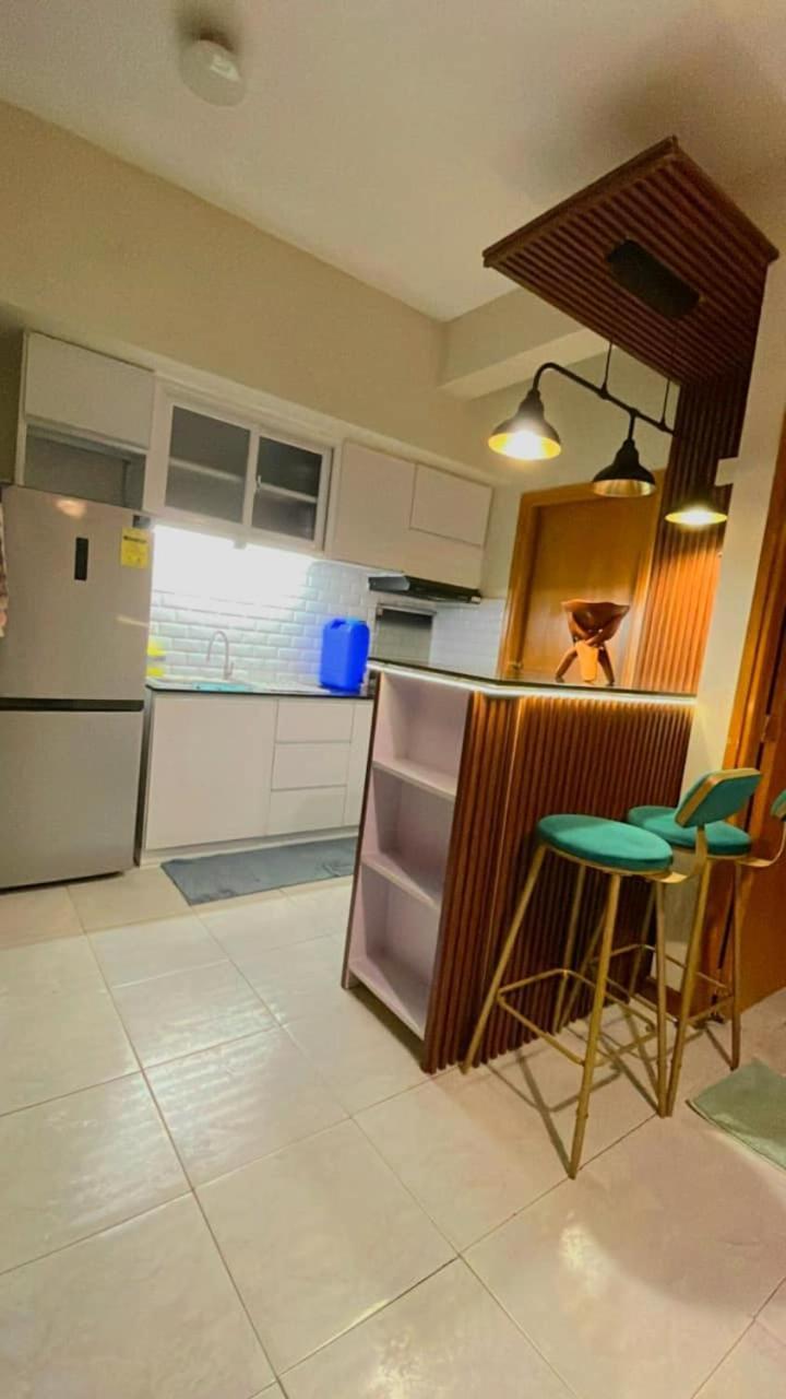 Two Bedrooms With Free Wifi, Netflix,youtube Apartment Manila