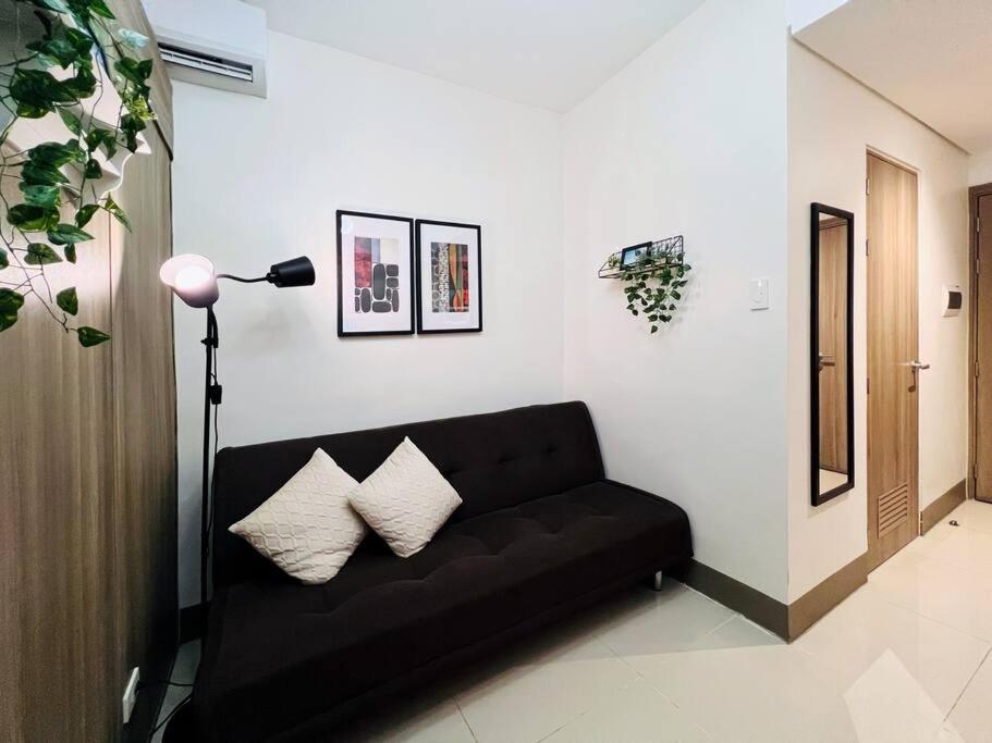 Apartment 1br Unit Condotel W Balcony Fame Residences -fm19 *