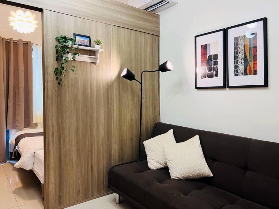 1br Unit Condotel W Balcony Fame Residences -fm19 Apartment *