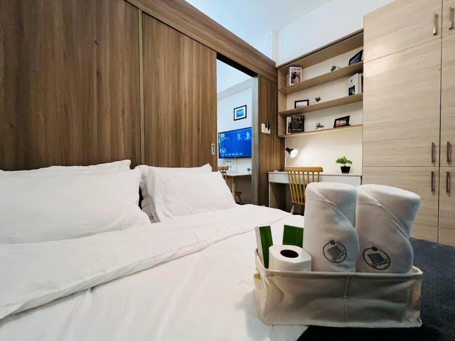 1br Unit Condotel W Balcony Fame Residences -fm19 Apartment