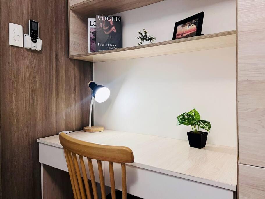 1br Unit Condotel W Balcony Fame Residences -fm19 Apartment Manila