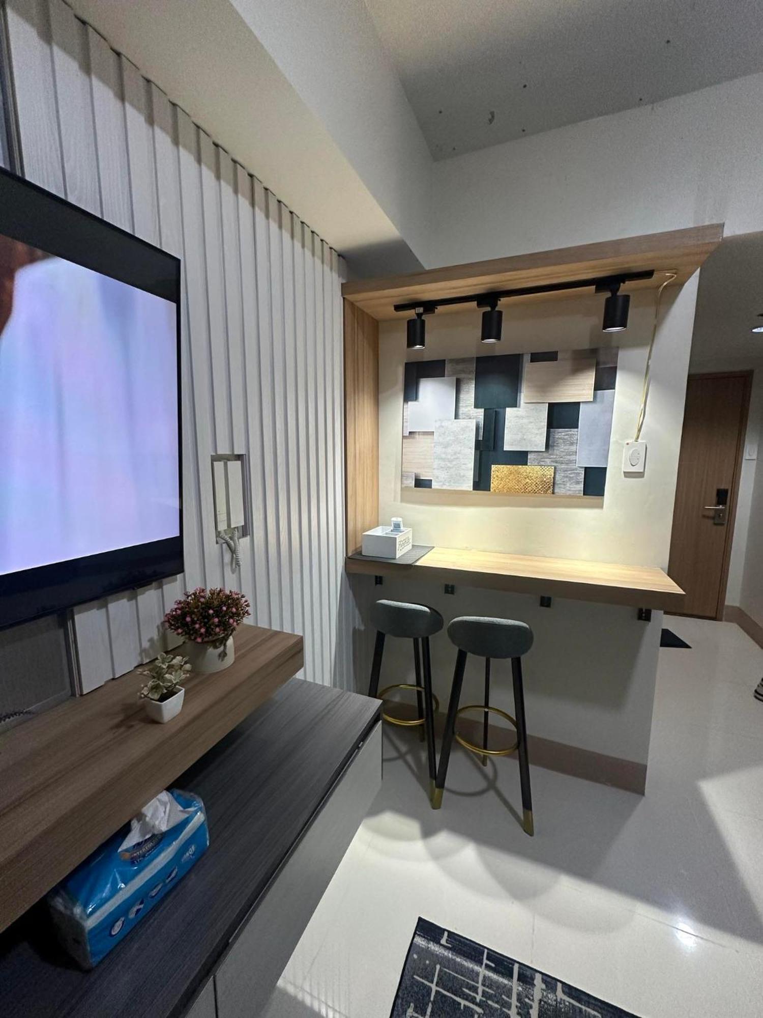 Apartment Primelocation At Shore3 Mall Of Asia, Pasay Near Airport, Casino And Bgc