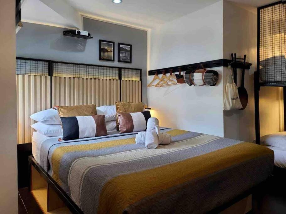Jv Maximum Dwelling Experience In Bgc Apartment