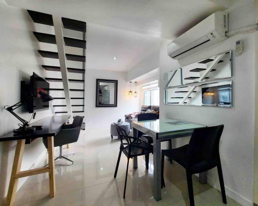 Jv Maximum Dwelling Experience In Bgc Apartment