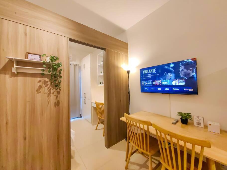 1br Unit Condotel W Balcony Fame Residences -fm16 Apartment *